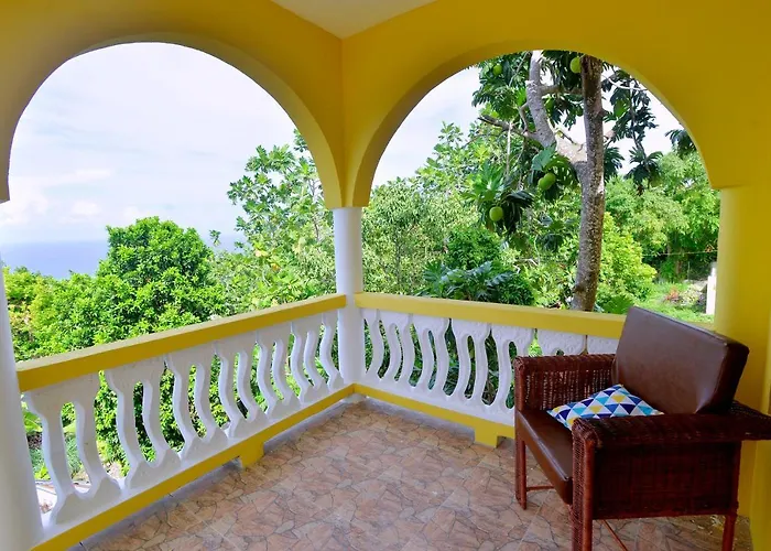 Takuma Boutque & Villa Montego Bay